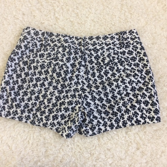 Ann Taylor LOFT Blue and White Eyelet Chino Shorts - Picture 3 of 5